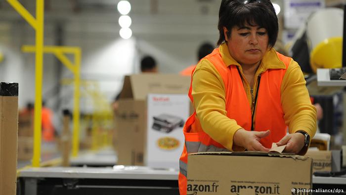 Svědectví Češky z německého logistického skladu Amazonu, exkluzivně pro AE News. Vydírání, vyhrožování, sledování zaměstnanců na toaletách, soukromí detektivové, pedometry, po půl roce vyhoření a nový nábor!