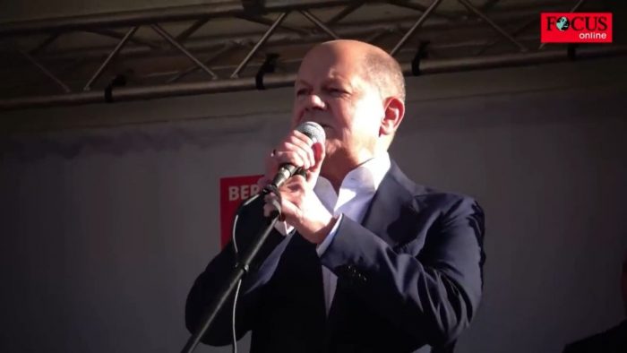 AdolfScholzFeat