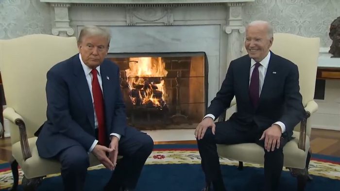 TrumpBidenOvalOffice