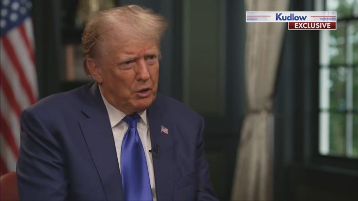 TrumpKudlowFeat