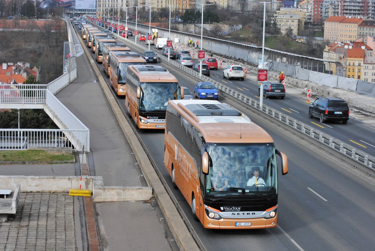 bus_fleet.jpg
