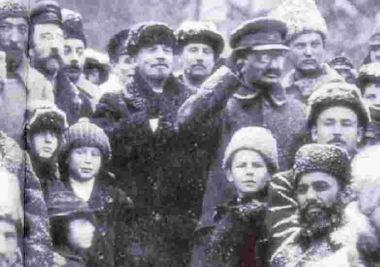 Ukrajinský hladomor 1932-33 byl vedlejším produktem tunelování Ruska ze strany amerického kapitálu! Podobnost s polistopadovým vývojem v naší zemi jen čistě náhodná?