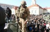 Národní odpor sílí! Hrubou demonstraci síly doprovází porušování ústavy. Přidejte se k sobotnímu pochodu „Zastavme americké okupanty“